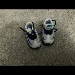 Toddler Gray Nike Airmax